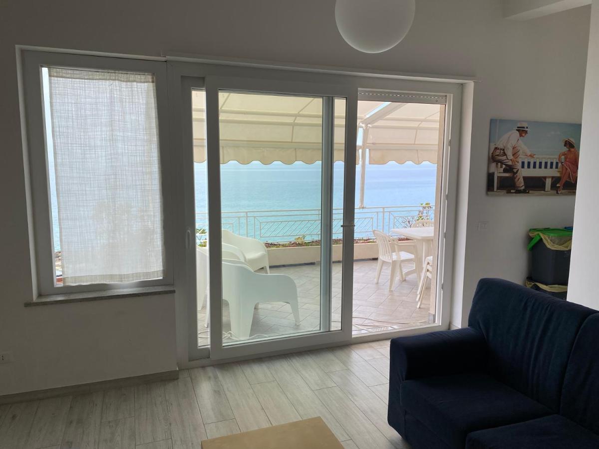 Villa Laura - Sul Mare Pizzo  Zewnętrze zdjęcie