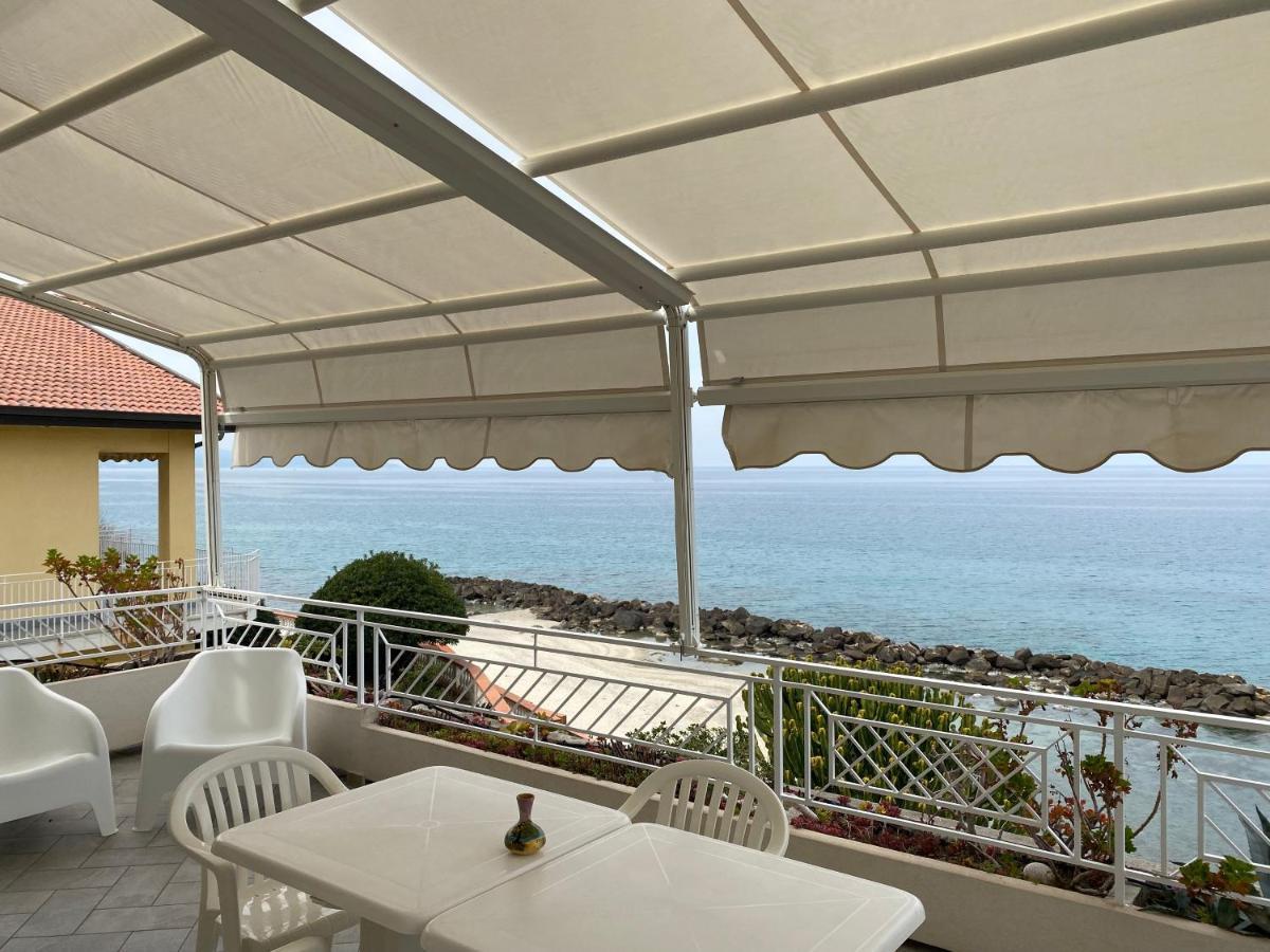 Villa Laura - Sul Mare Pizzo  Zewnętrze zdjęcie