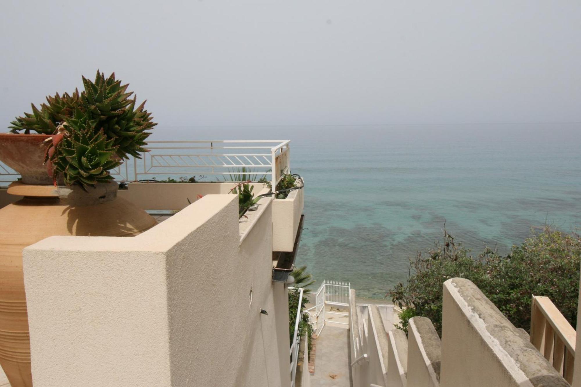 Villa Laura - Sul Mare Pizzo  Zewnętrze zdjęcie
