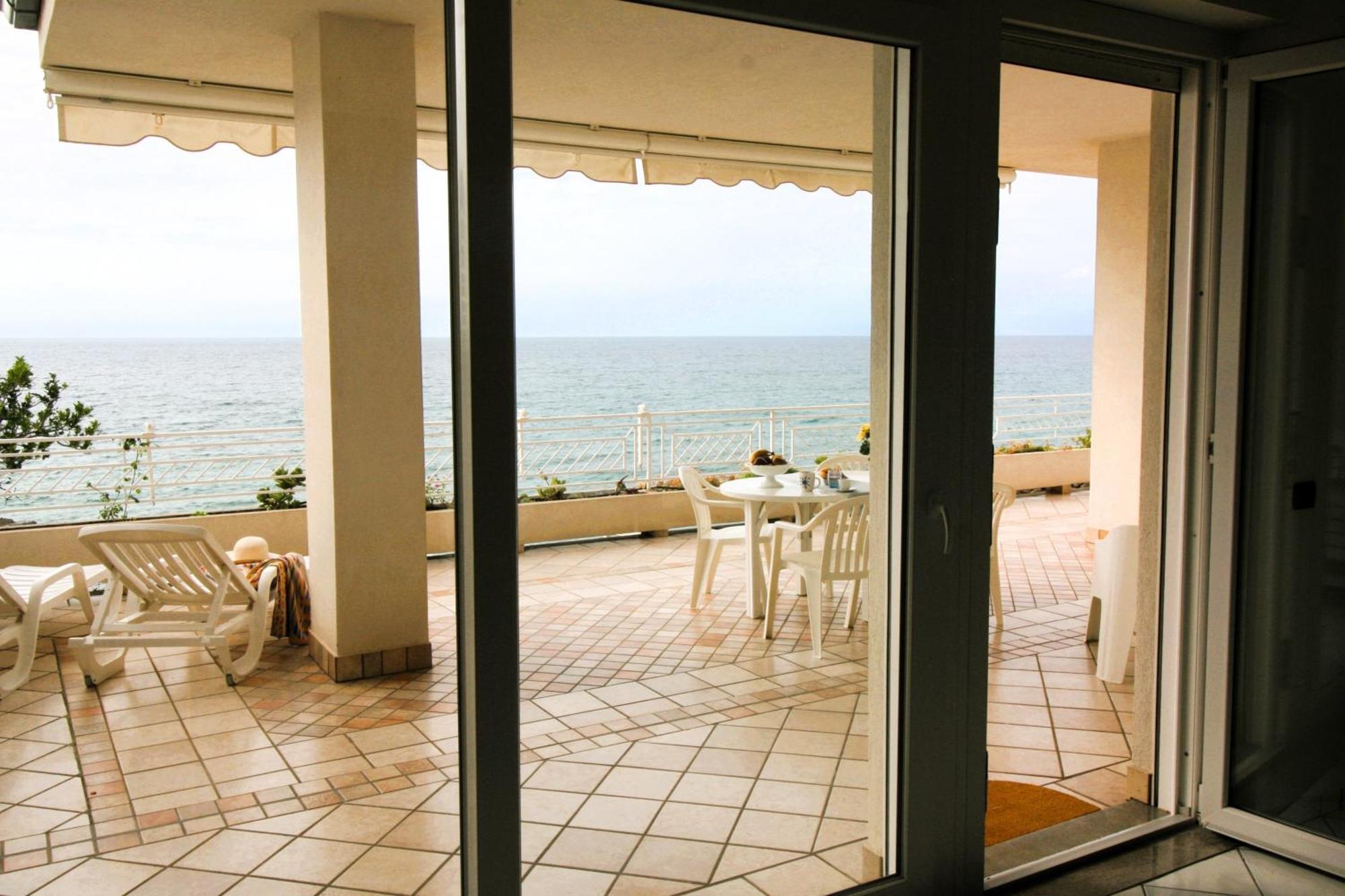 Villa Laura - Sul Mare Pizzo  Zewnętrze zdjęcie