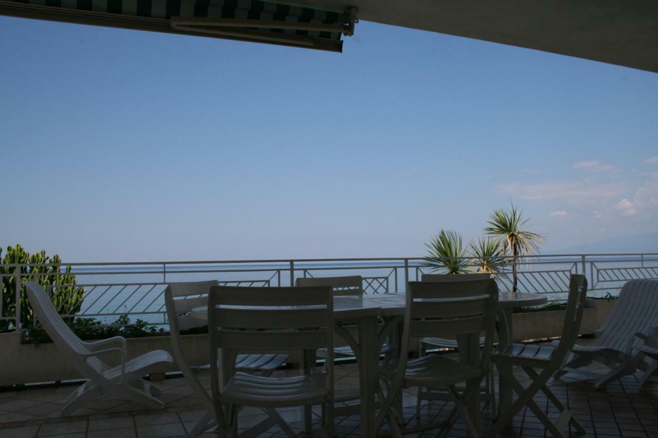 Villa Laura - Sul Mare Pizzo  Zewnętrze zdjęcie